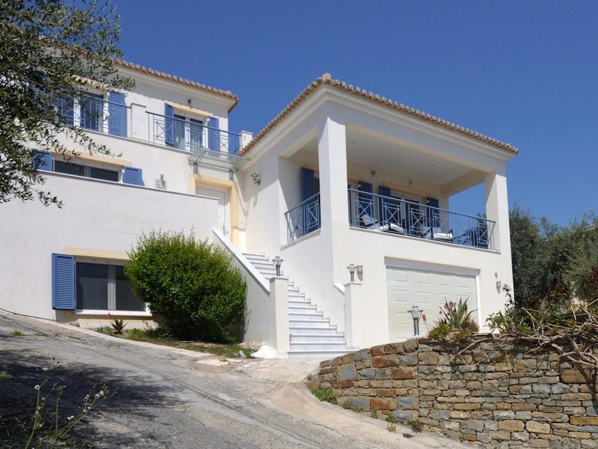 Beautiful Villa In Finikounda Near The Seabeach 외부 사진